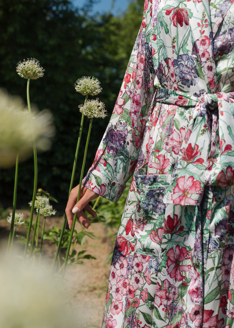 Cutting Garden Silk Robe