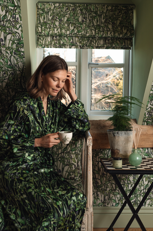 Rivermint Silk Robe